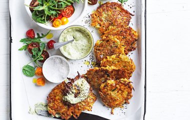 Этот рецепт оладьев из кабачков превзойдет ваши ожидания: готовится просто