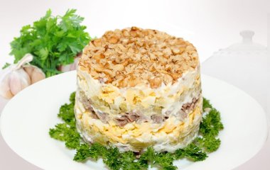 Простые и сытные мясные салаты из говядины