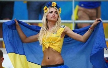 Влада Седан в ожидании второго ребенка поздравили старшую дочь с днем ​​рождения