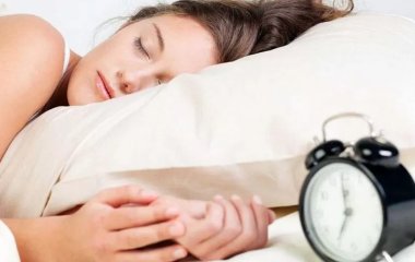 Вчені пояснили важливість гарного нічного сну