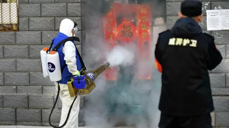 Експерт пояснив причину швидкого поширення коронавірусу