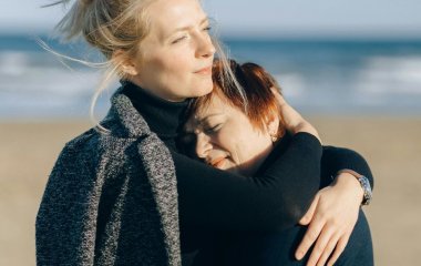Похожи на родителей? Определен возраст, когда люди все больше напоминают своих родителей