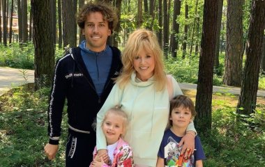 Максим Галкин восхитил кадрами с подросшими детьми от Аллы Пугачевой, которые очень похожи на родителей