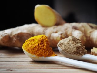 Повышают иммунитет и улучшают пищеварение: 6 самых полезных специй, которые должны быть у каждого