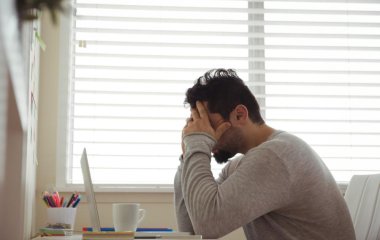 Психіатр розповів про відмінності осінньої нудьги від психічного розладу
