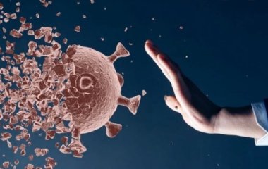 Який імунітет від ковіда надійніший — після хвороби чи вакцини? Підсумки досліджень