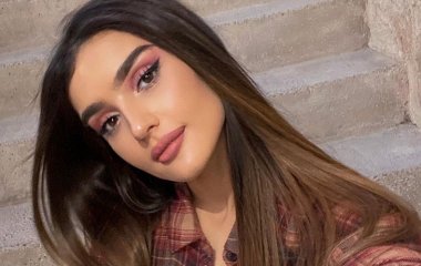 Блогерша Дина Саева удалила «Инстаграм» из-за травли 