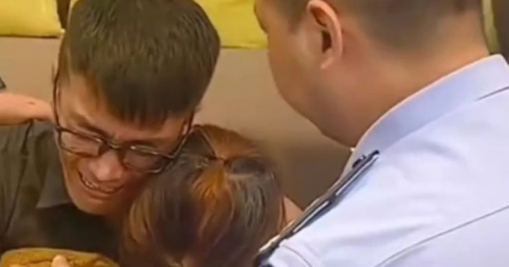 Викрадений син знайшов свою сім'ю через 34 роки: невдовзі він відрікся від рідних (фото)