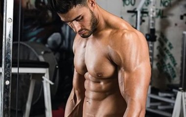 Уже чувствует себя холостяком: муж Бритни Спирс появился на публике без кольца