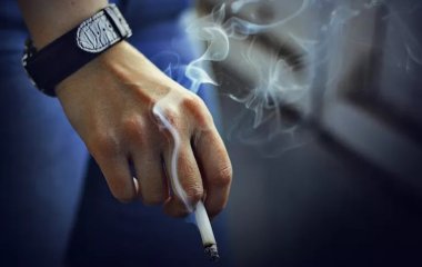 Вчені знайшли зв'язок між курінням та психічними розладами