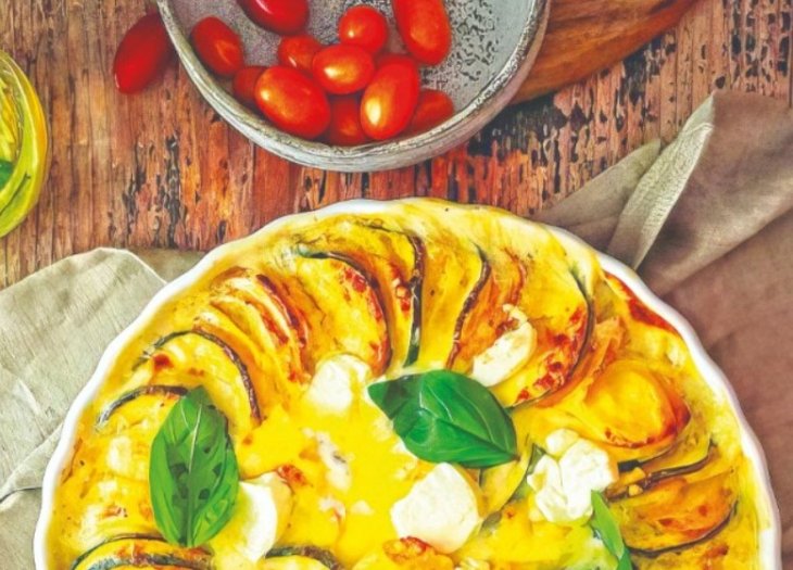 Приготовьте, пока есть кабачки: от такой запеканки домашние будут в восторге