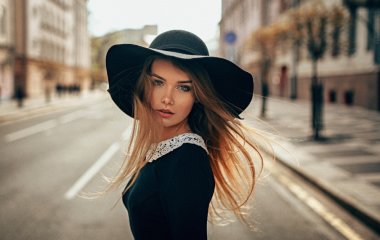 Модные вечерние образы для девушек из коллекций сезона весна-лето 2019, фото