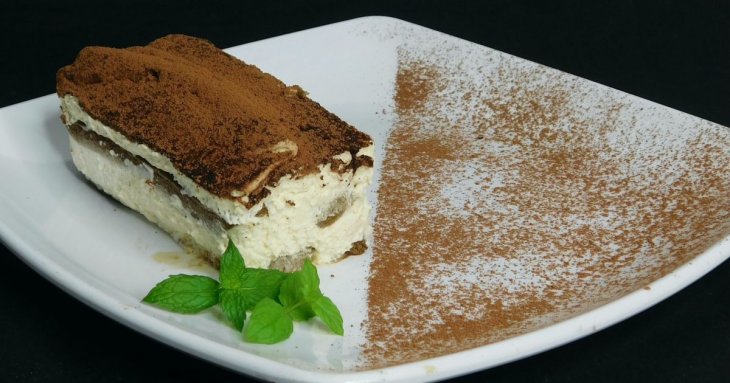 Чим замінити вершковий сир маскарпоне: кулінари розповіли про два прості варіанти