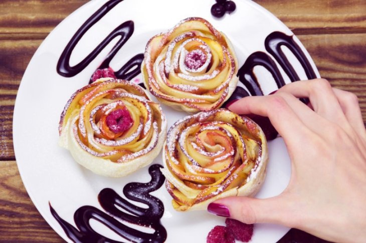 Русский синнабон: рецепт булочек-роз из яблок