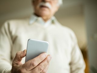 Сифіліс у 83 роки: лікарі про унікальний медичний випадок – чоловік заразився ще в юності в армії