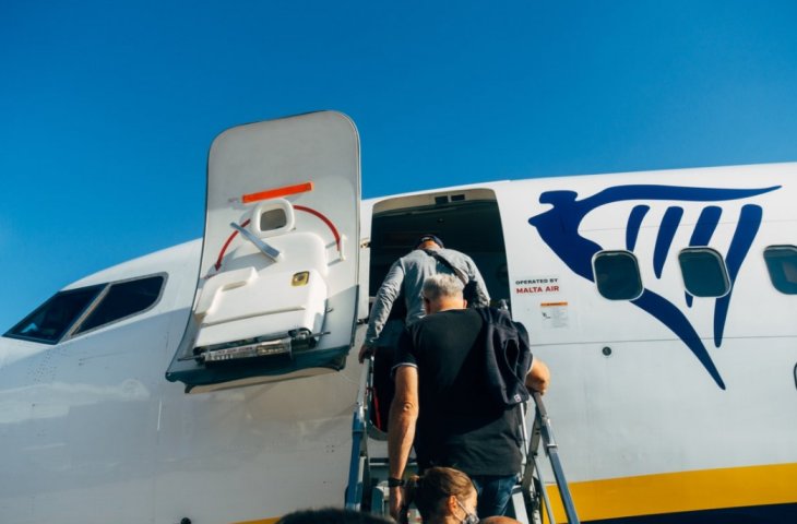 Стан мозку, пов'язаний з частими польотами – симптоми схожі на деменцію