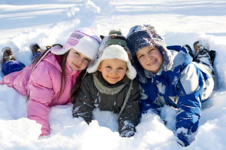 Как провести зимние каникулы с пользой для ребенка?