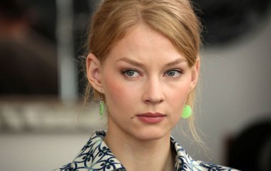 Светлана Ходченкова рассказала, как «играла любовь» с неприятными для нее людьми
