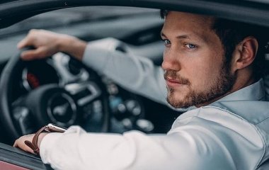 Александр Гринев перестал быть холостяком