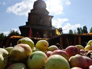 Яблучний Спас 2026 — що суворо заборонено робити цього дня