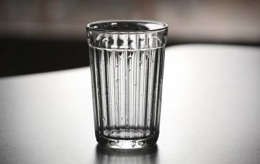 Навіщо в СРСР розробили грановану склянку: чому вона стала символом радянської епохи