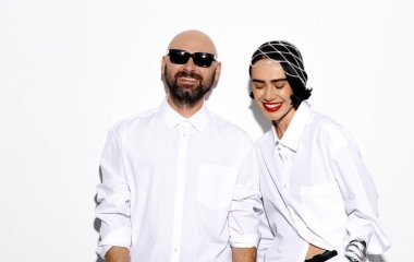 Вдова ADAM випустила його останню пісню і довела до сліз їхнім романтичним кліпом
