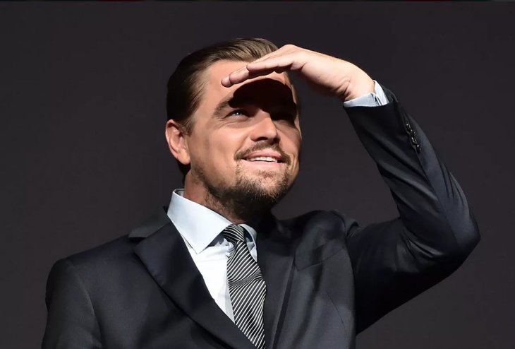 Топ-5 звезд, которые до сих пор живут с родителями