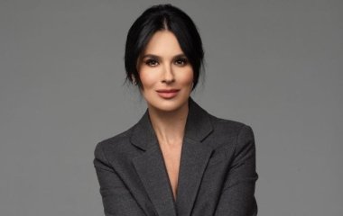 Маша Ефросинина показалась до и после макияжа