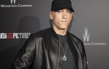 Эминем представил скандальную песню «Kick Off»