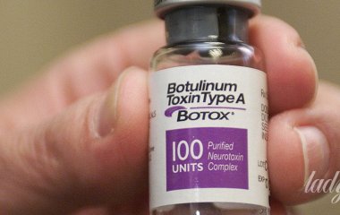 Як працює ботокс: лікарка ввела препарат у половину обличчя чоловіка та показала різницю — відео