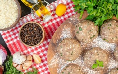 Як приготувати ідеальний фарш для котлет: в жодному разі не кладіть ці два інгредієнти