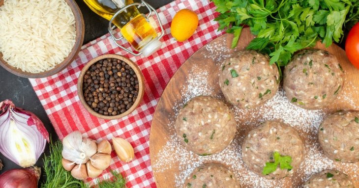 Як приготувати ідеальний фарш для котлет: в жодному разі не кладіть ці два інгредієнти