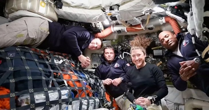 Скільки насправді заробляють астронавти 