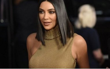 Ким Кардашьян оконфузилась из-за неудачного фотошопа