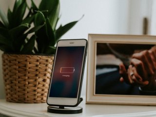 Вимкніть цю функцію — і ваш смартфон триматиме заряд удвічі довше: поради фахівців