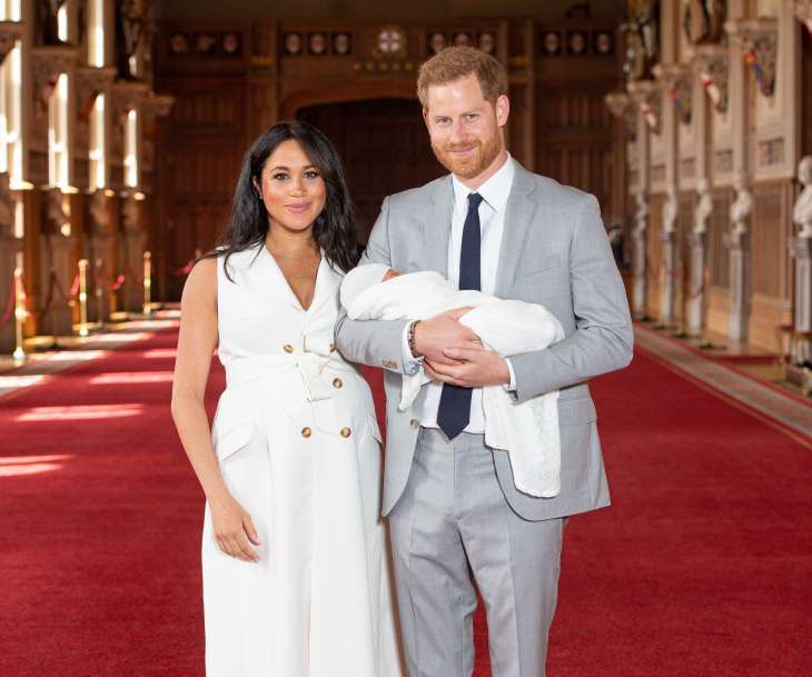 Меган Маркл и принц Гарри с сыном Арчи поздравили Елизавету II с днем рождения по видеосвязи