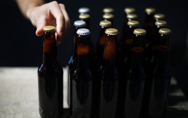 Ученые рассказали, с каким весом пить алкоголь опаснее всего