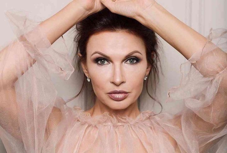 Эвелина Бледанс сходила на «быстрые свидания»