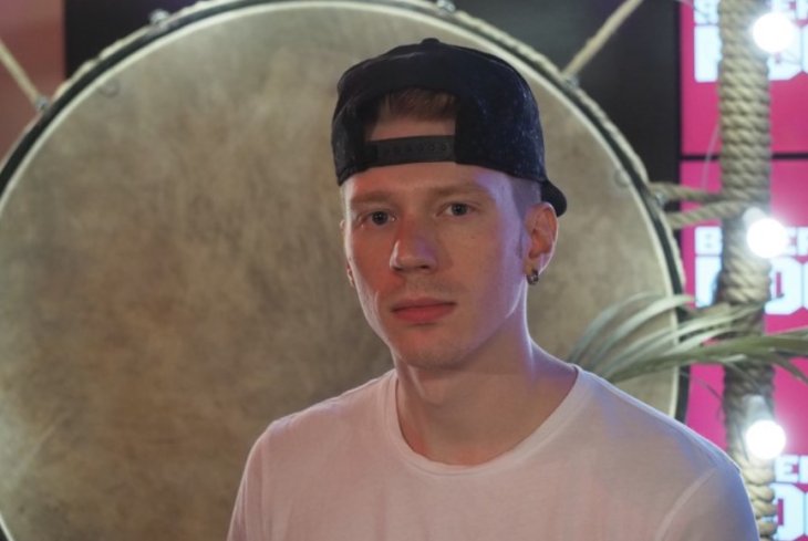 «За одной партой сидели»: внук Пугачевой рассказал, что сын Певцова погиб на его глазах