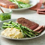 Накорми в нем зверя: 3 рецепта, как приготовить действительно вкусное мясо