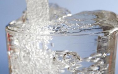 ВООЗ не знайшла доказів того, що мікропластик у питній воді шкідливий