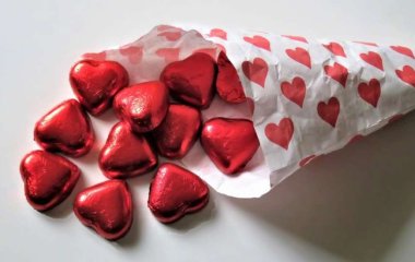 Кардиологи назвали единственную сладость, которая лечит сердце
