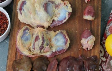 Не їжте ці чотири продукти без оброблення — у них ховаються небезпечні паразити
