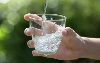 Фахівець пояснила, чому пити воду із кулера небезпечно