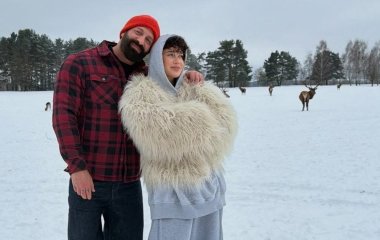 Lida Lee після заяви про роман із Салемом показалася в його обіймах і чуттєво привітала з 42-річчям
