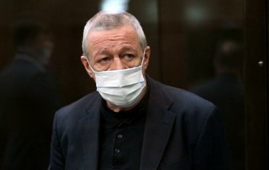 Михаил Ефремов отправился в колонию