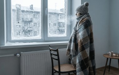 Як пережити холод вдома: експерт назвав критичну температуру для дітей і заборонені методи обігріву