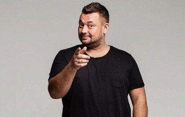 Сергей Жуков пригласил молодожёнов на семейное мероприятие 