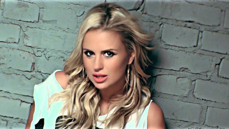 Анна Семенович стала ведущей кулинарного шоу