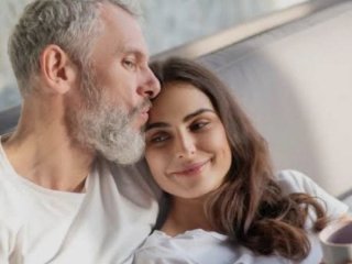 Коли самого кохання замало: 20 головних викликів у стосунках із великою різницею у віці